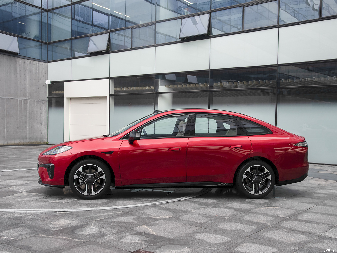 131408134348.jpg 埃安RT0.jpg