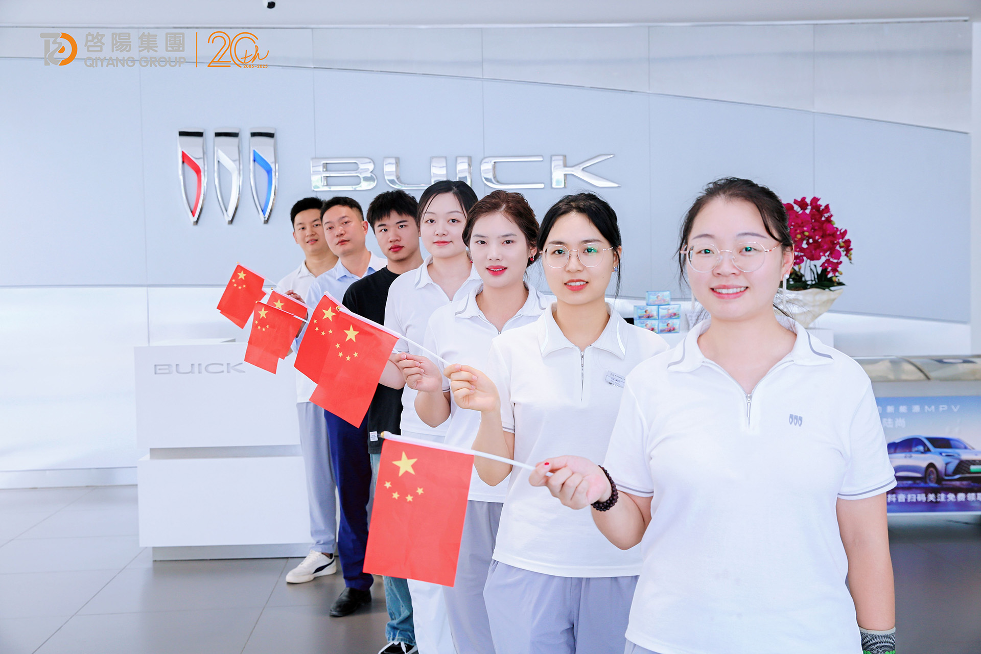 100946348227.jpg 102.jpg