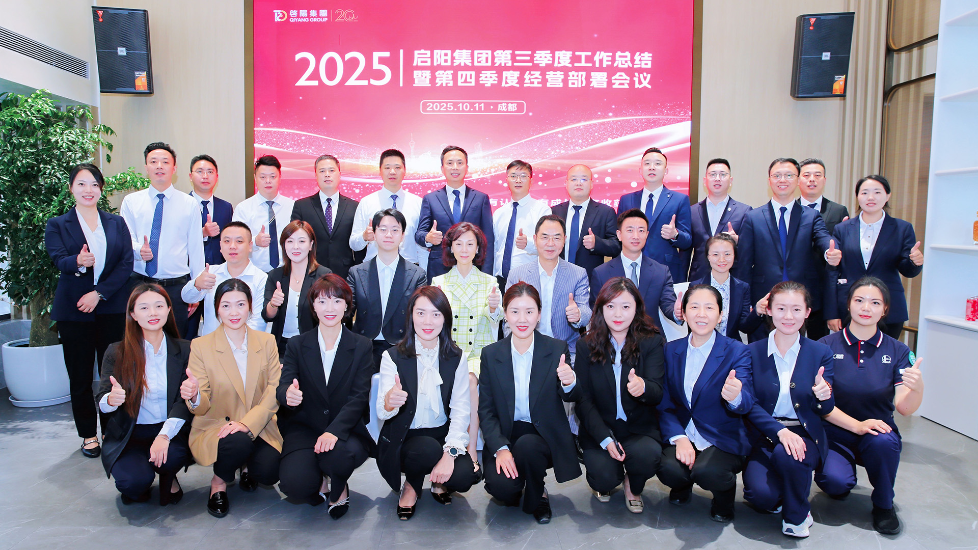 130956417381.jpg 01.jpg